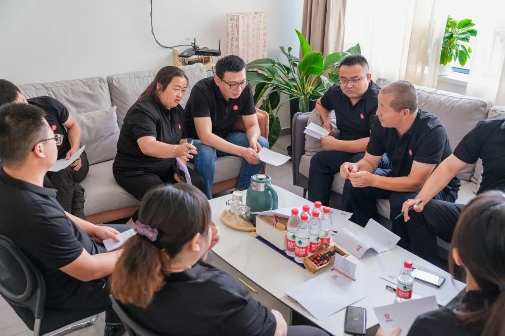 心相融·创未来丨w66国际·利来(中国)最给力的老牌物流2022年中总结会议