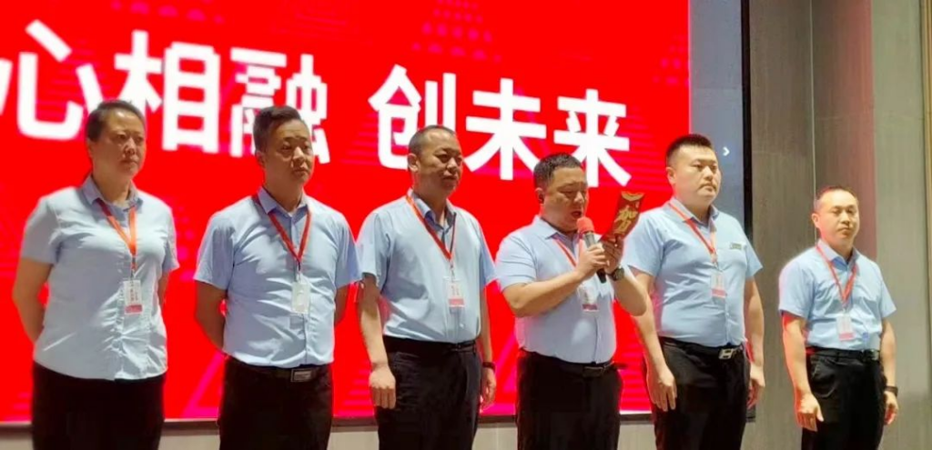趣味运动结伴同行 | w66国际·利来(中国)最给力的老牌物流趣味运动会