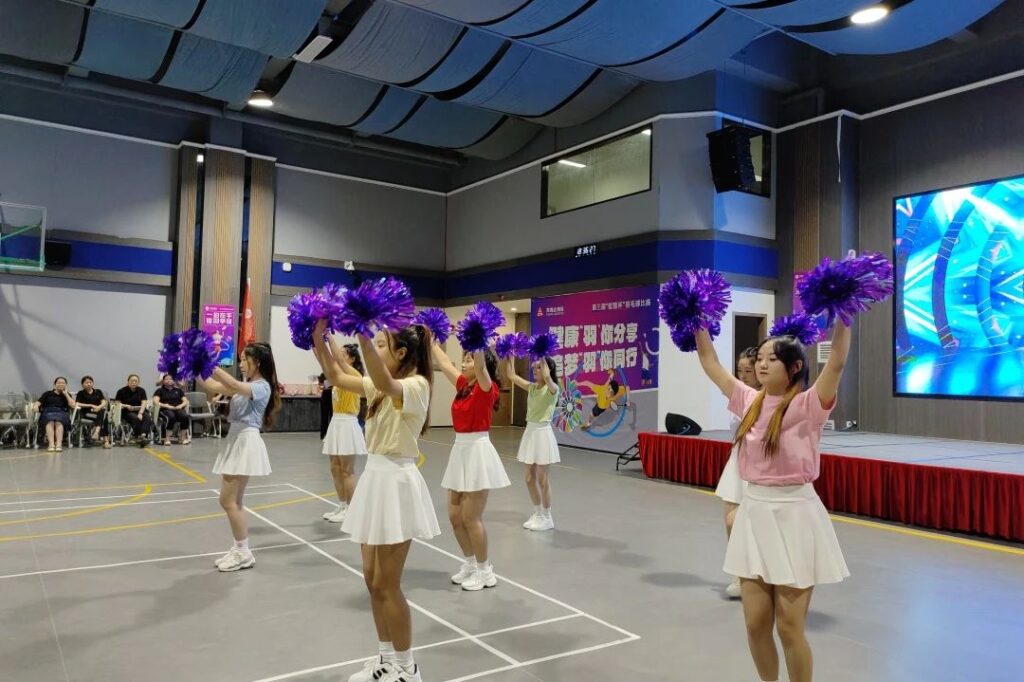 健康“羽”你分享,追梦“羽”你同行——w66国际·利来(中国)最给力的老牌物流第三届“智慧杯”羽毛球比赛