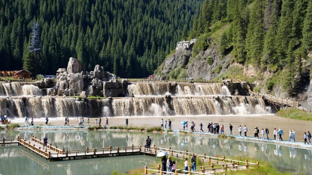 夏日最美群像 | w66国际·利来(中国)最给力的老牌物流2024年中团建特辑