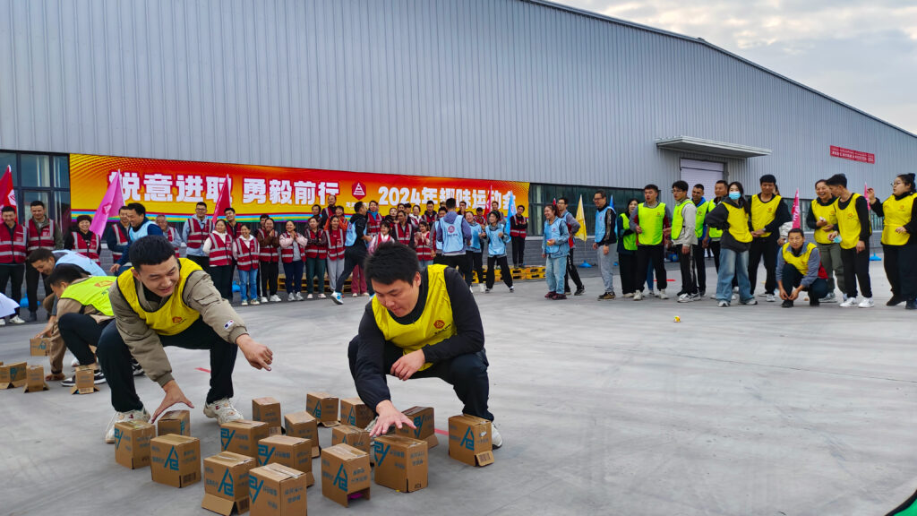 锐意进取 勇毅前行 | 新疆w66国际·利来(中国)最给力的老牌物流趣味运动会