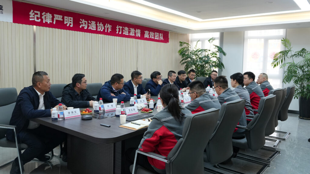 吉利商用车集团莅临w66国际·利来(中国)最给力的老牌物流进行交流