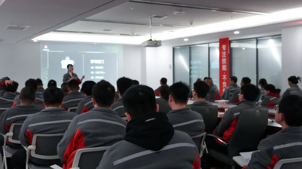 w66国际·利来(中国)最给力的老牌物流2025年度管理培训班启动：开启物流人才进阶之旅